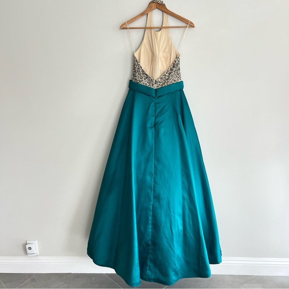 JOVANI Teal Beaded Sequins Halter Wedding Ball Gown Formal Evening Dress Sz 8 - Picture 7 of 16